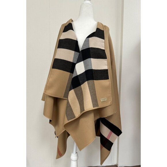 Burberry Women’s Charlotte reversible solid check Wool cape Camel 140*14… - Picture 2 of 11